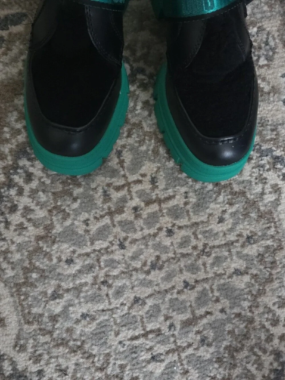 UGG chunky loafer